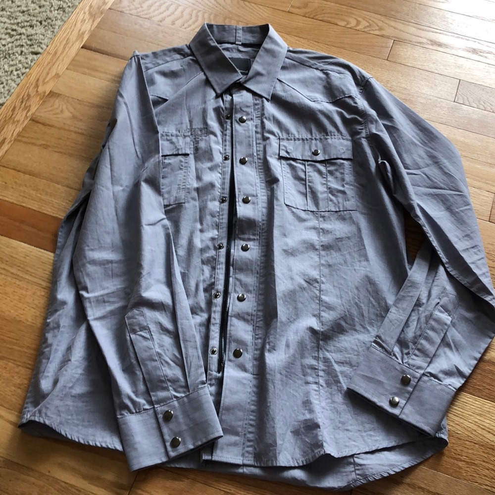 Men’s Long Sleeve Button Down. 7 Diamonds